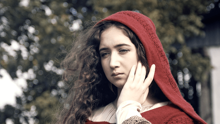 A frame from the movie Dessi and Biliana