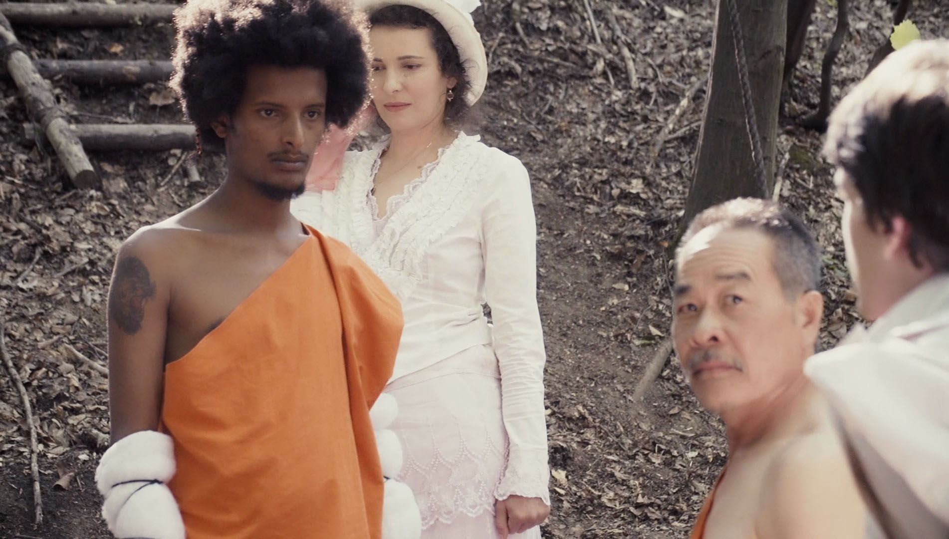 A frame from the movie Erikas Jewel