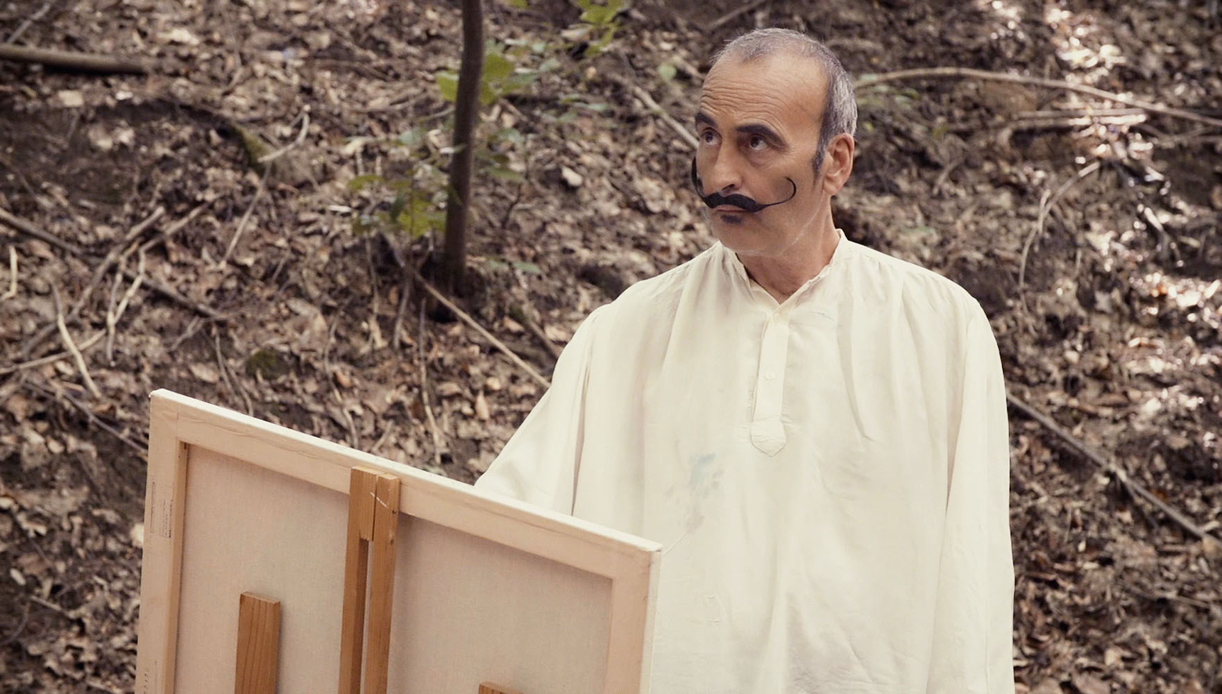 A frame from the movie Erikas Jewel