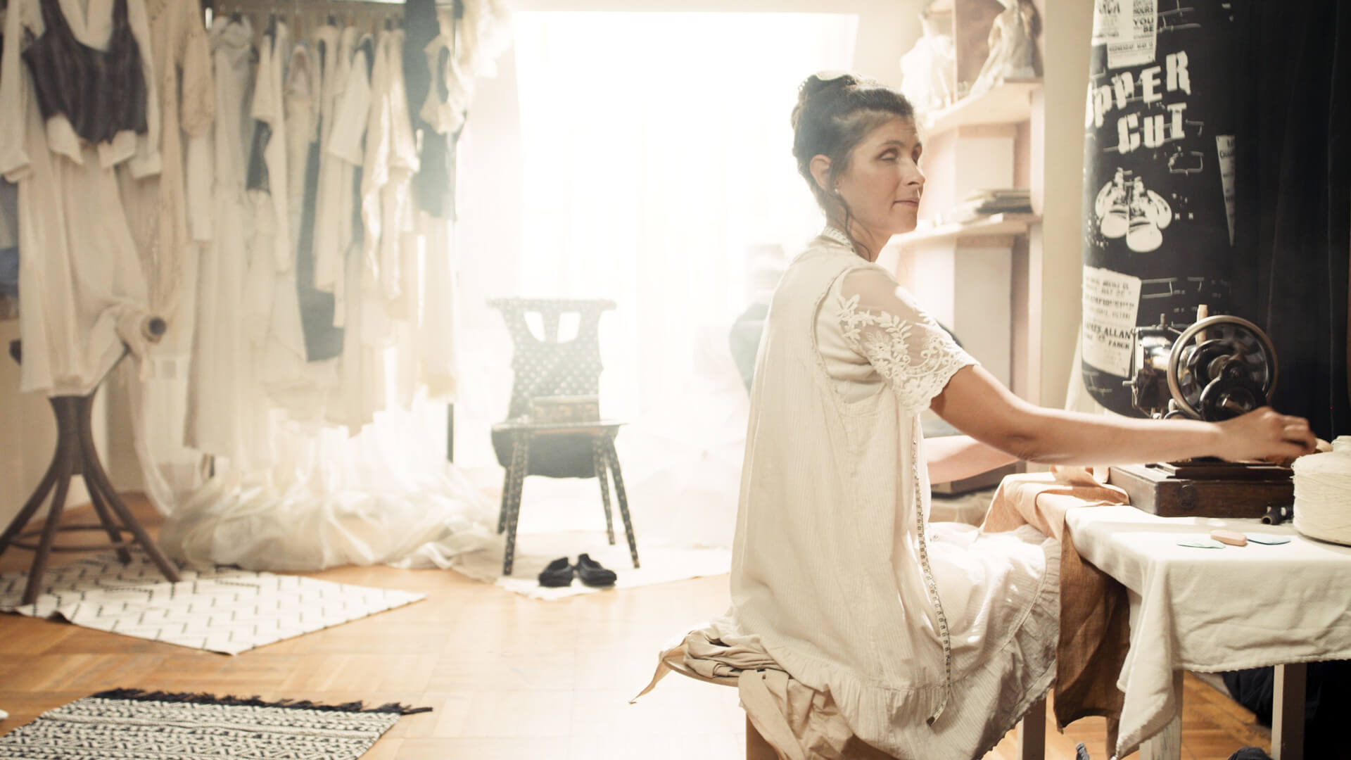 A frame from the movie No Perfect Memories